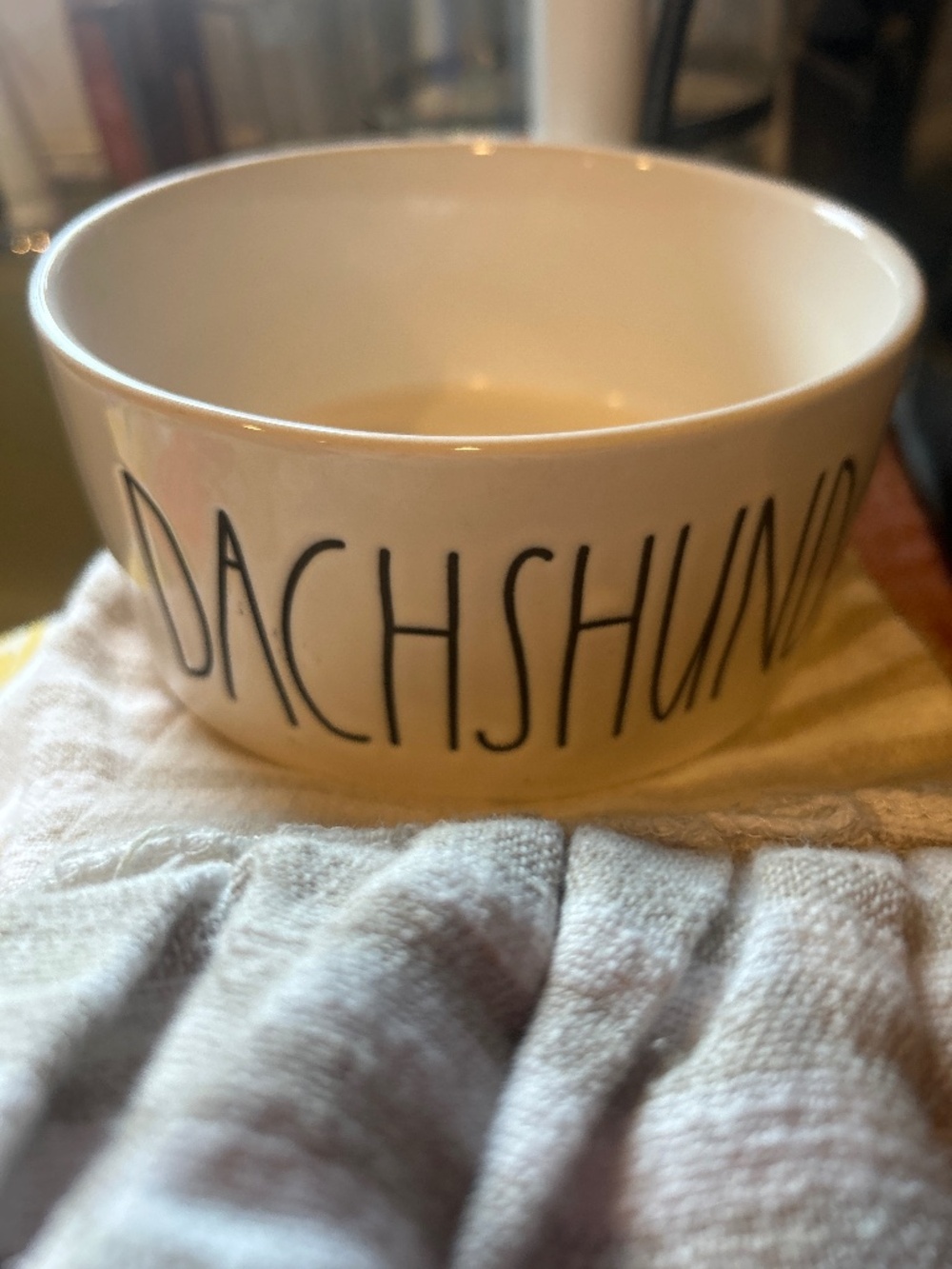 Rae Dunn Rd DACHSHUND Dog Puppy Pet Bowl new hrf vhtf home